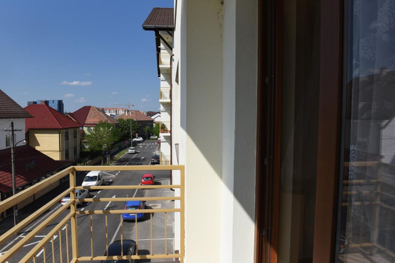 Apartament Community Complex Сібіу Екстер'єр фото